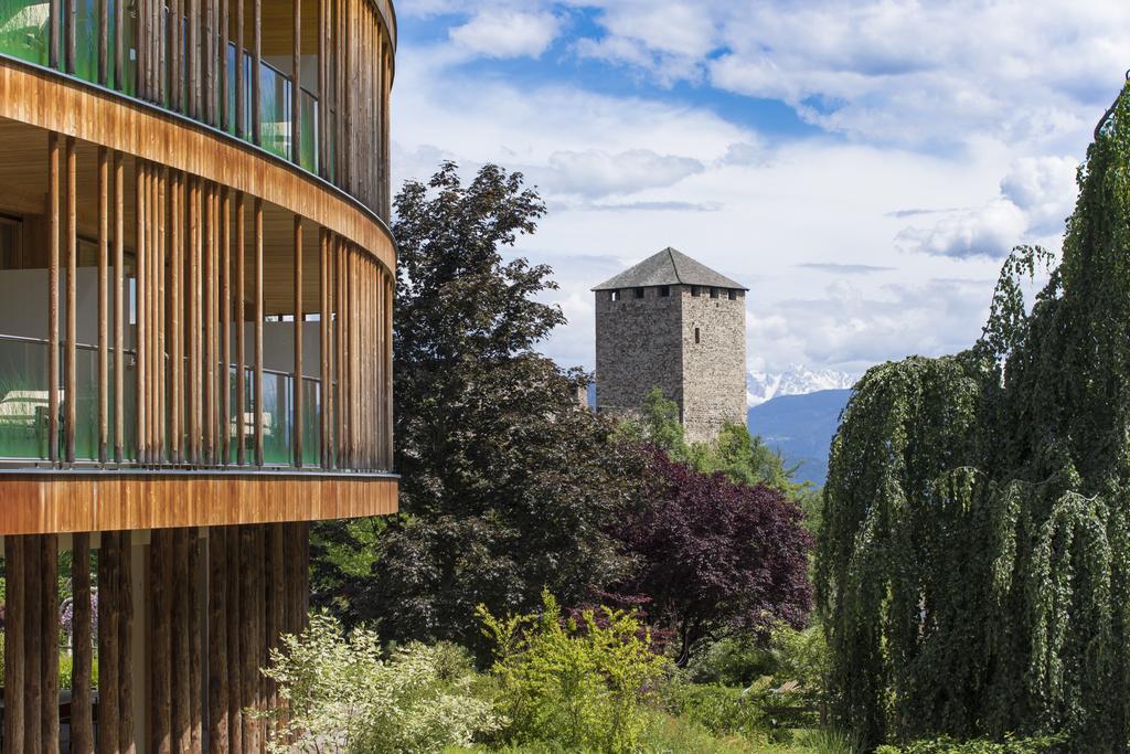 Hotel Der Waldhof Foiana Esterno foto